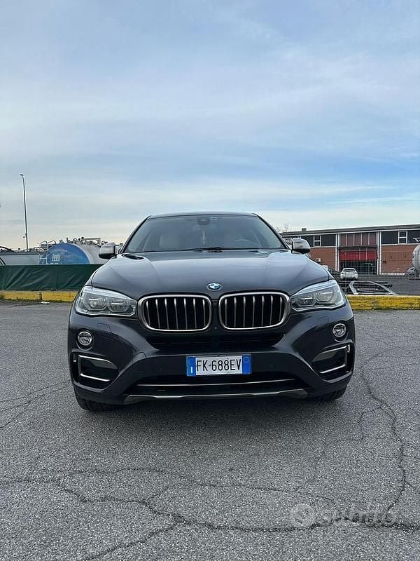 Usata BMW X6 258 CV (189 kW) 2017 Blu SUV