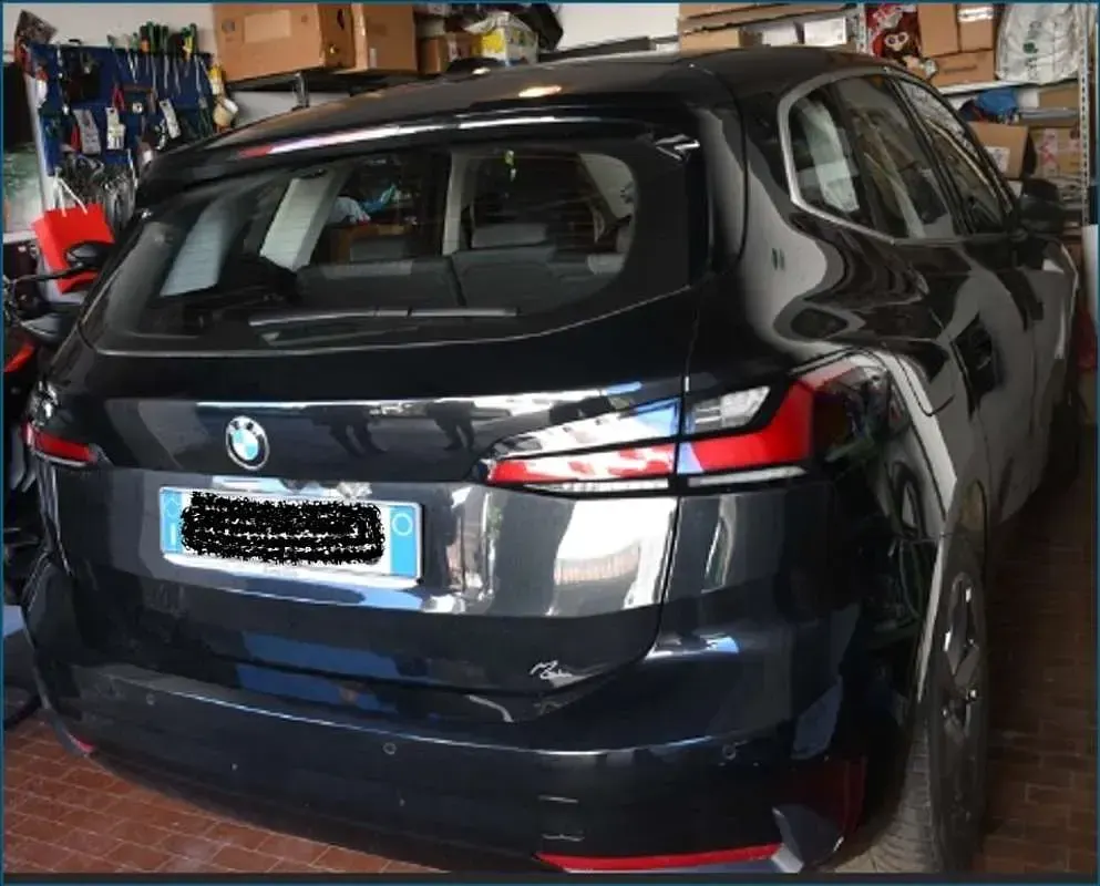 Gebraucht BMW 218 Active Tourer 150 PS (110 kW) 2024 Schwarz Van / Kleinbus