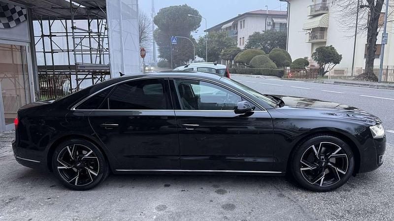 Usata Audi A8 Ambiente 262 CV (192 kW) 2017 Nero Berlina