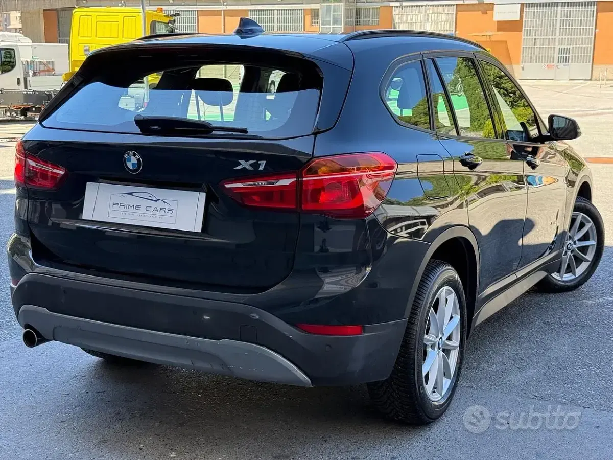 Usata BMW X1 150 CV (110 kW) 2018 Nero SUV
