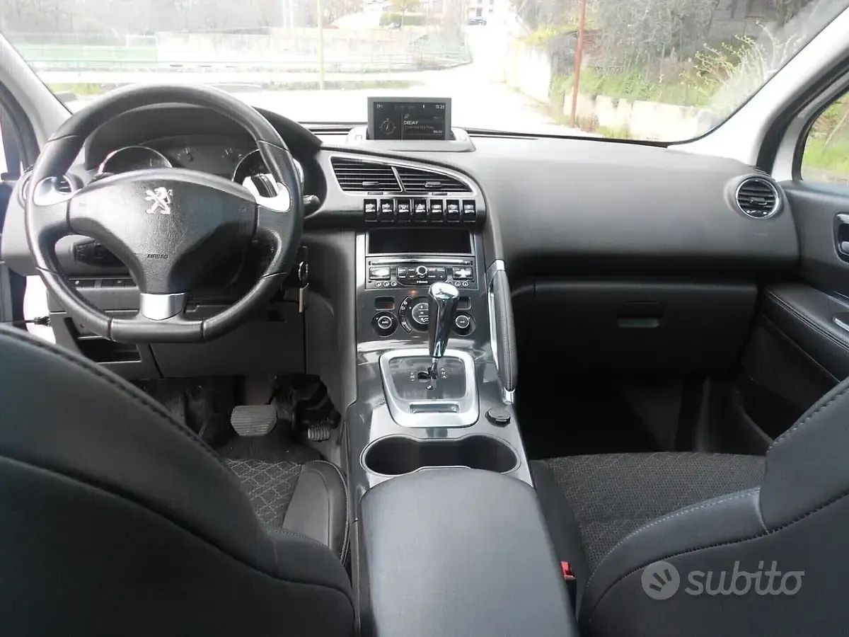 Usata Peugeot 3008 115 CV (84 kW) 2015 Bianco Station wagon