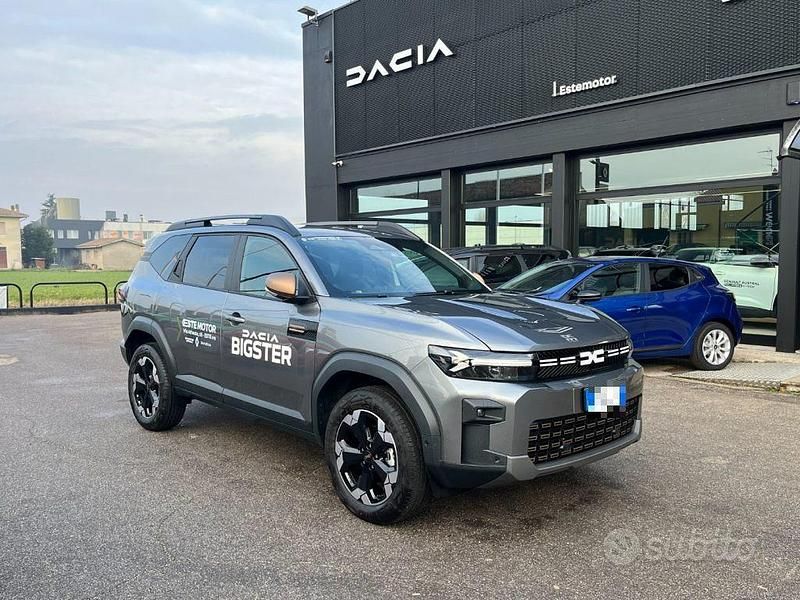 Nuova Dacia Bigster Extreme 140 CV (102 kW) 2025 Grigio SUV