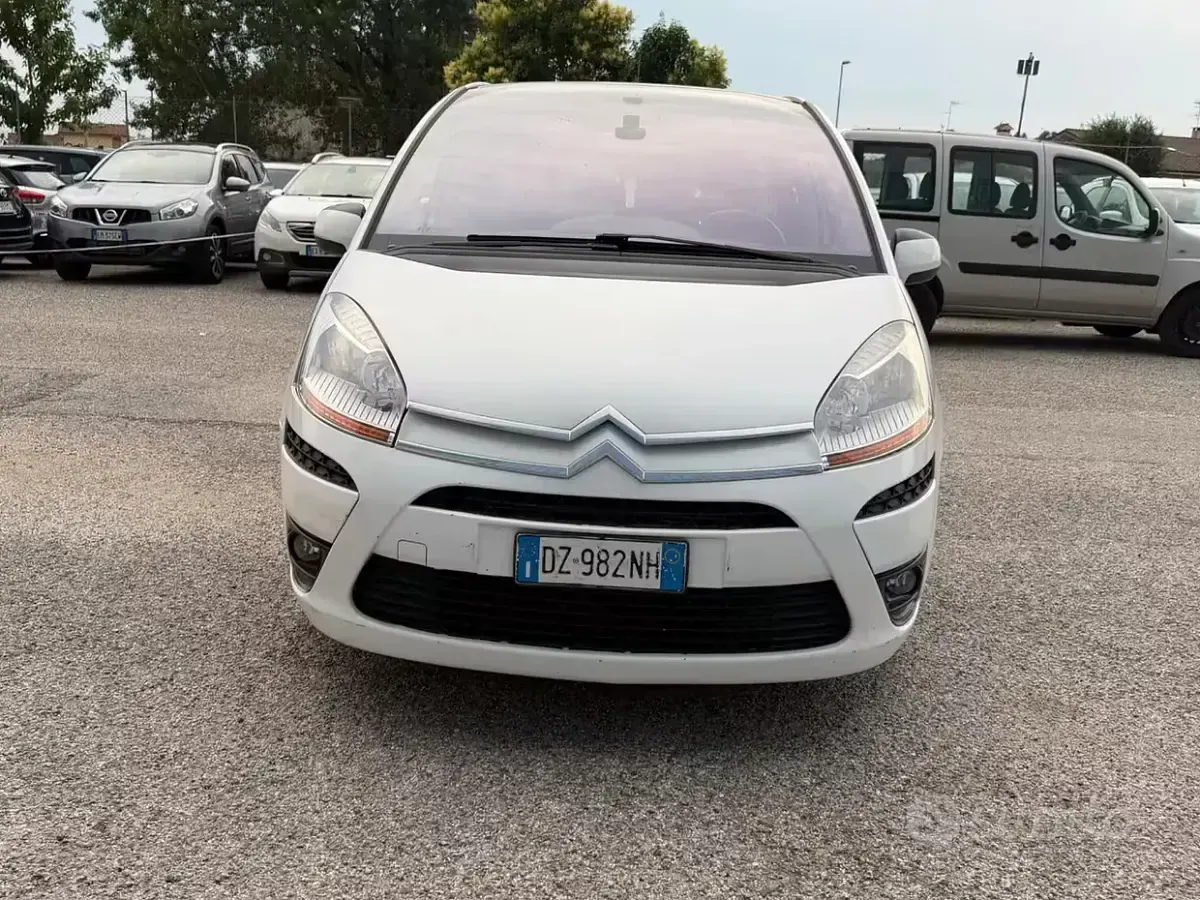 Usata Citroën Grand C4 Picasso Elegance 109 CV (80 kW) 2009 Bianco Monovolume