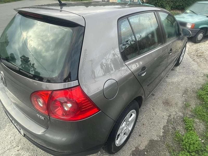 Usata VW Golf IV Trendline 105 CV (77 kW) 2006 Grigio