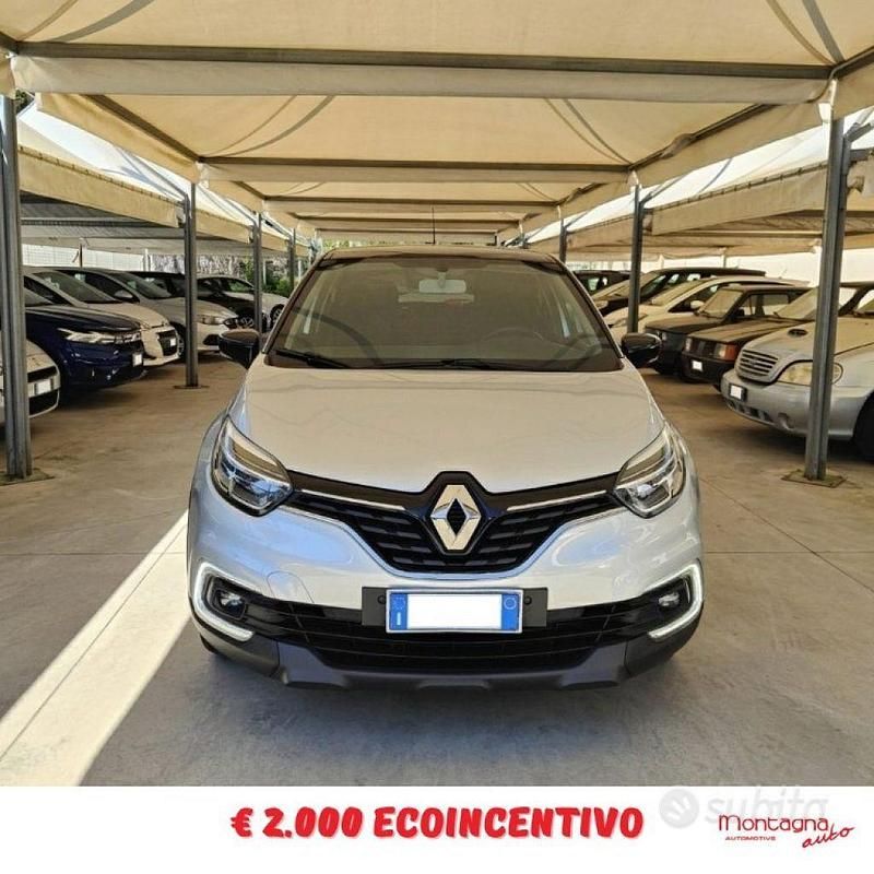 Usata Renault Captur 90 CV (66 kW) 2019 Grigio SUV