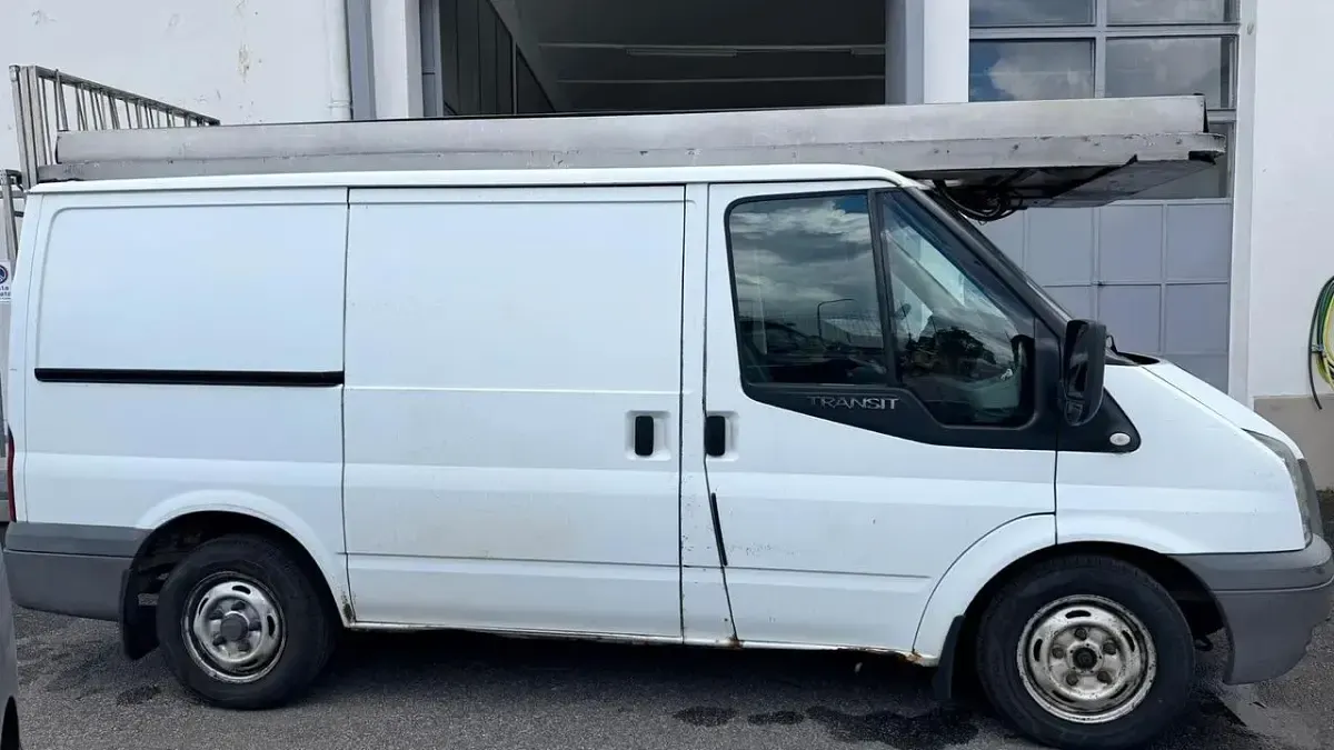 Usata Ford Transit 280S 85 CV (62 kW) 2009 Bianco Monovolume