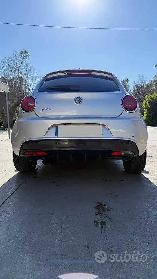 Second-hand Alfa Romeo MiTo 90 CP (66 kW) 2011 Gri Hatchback