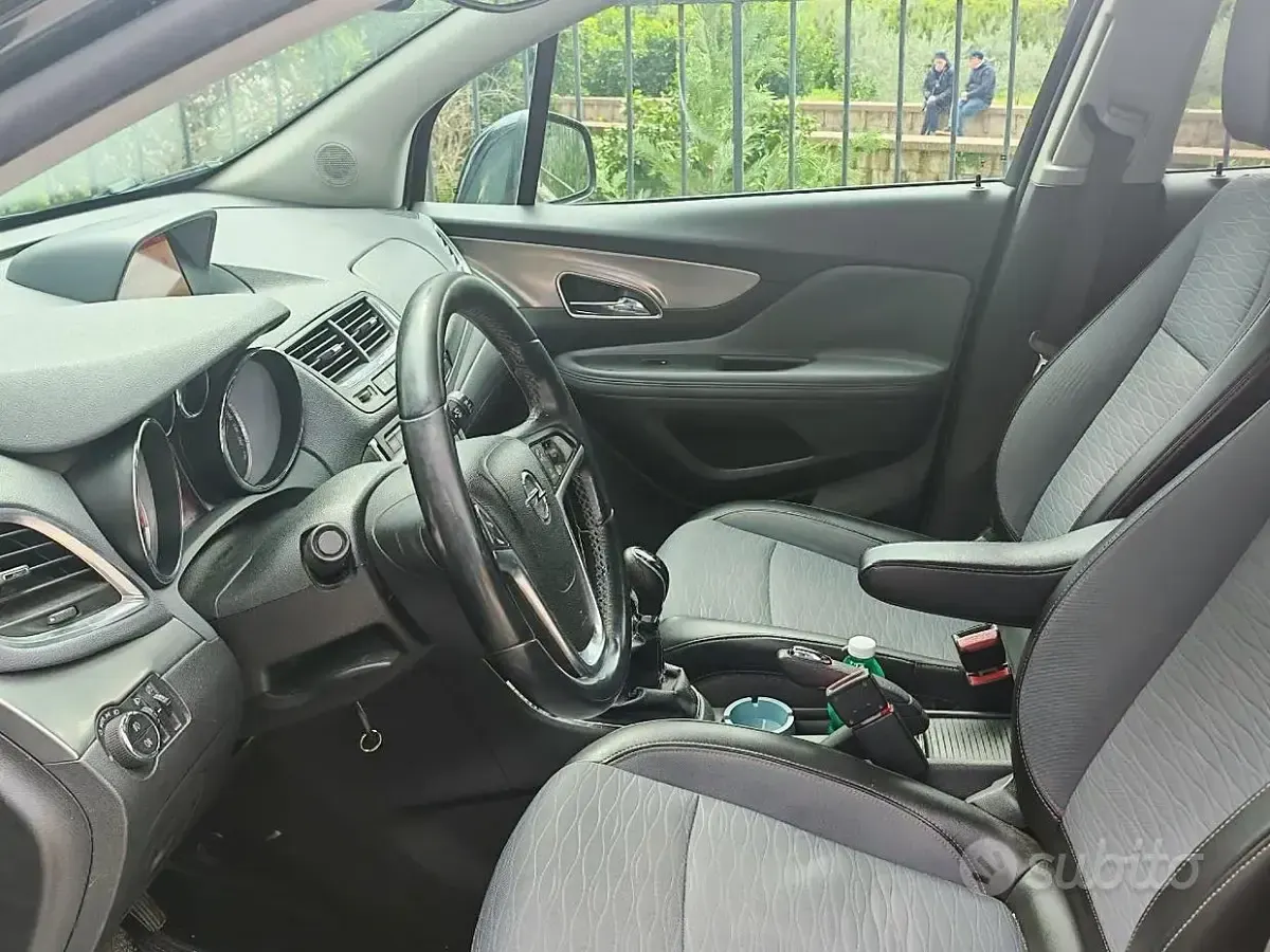 Usata Opel Mokka 131 CV (96 kW) 2015 Nero SUV