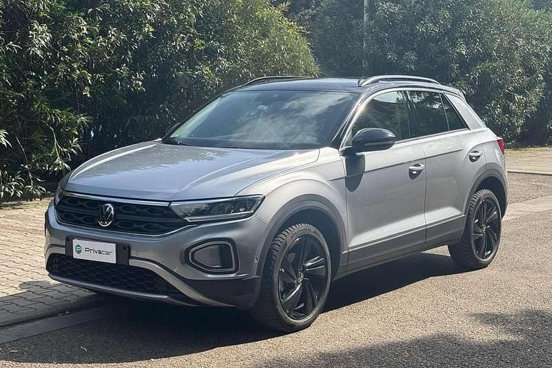 Usata VW T-Roc Life 116 CV (85 kW) 2025 Grigio SUV