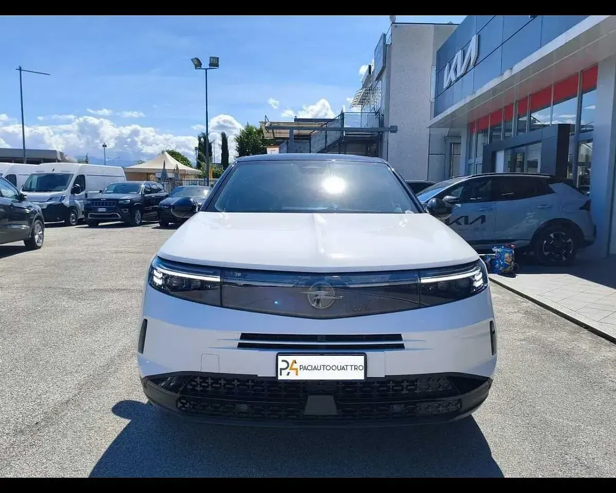 Usata Opel Grandland X 136 CV (100 kW) 2025 Bianco SUV