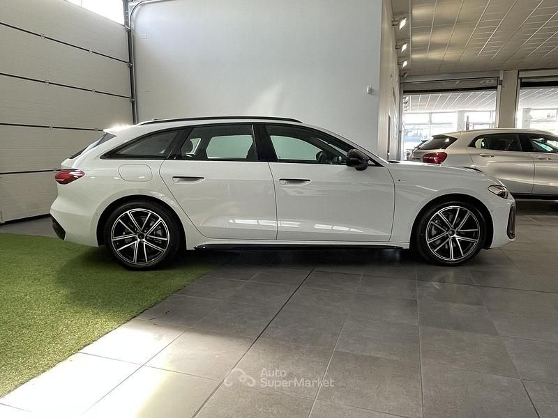 Nuova Audi A5 S-Line 204 CV (150 kW) 2025 Bianco Coupé