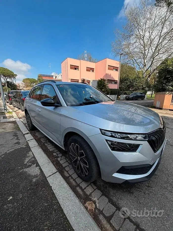 Używany Skoda Kamiq 150 KM (110 kW) 2023 Szary SUV