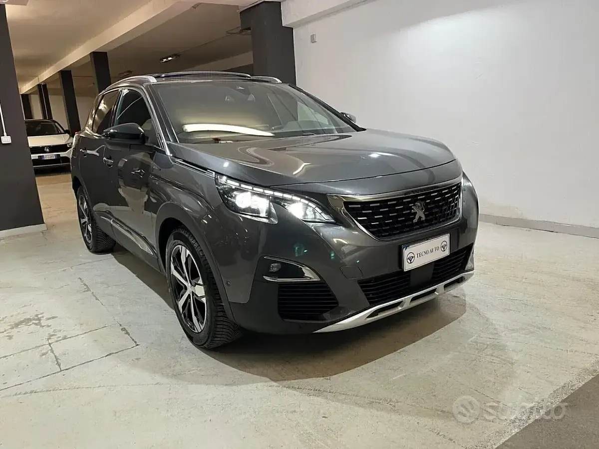 Usata Peugeot 3008 GT-line 131 CV (96 kW) 2019 Verde SUV