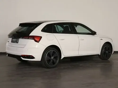 Usata Skoda Scala Monte Carlo 116 CV (85 kW) 2025 Bianco magnolia Utilitaria