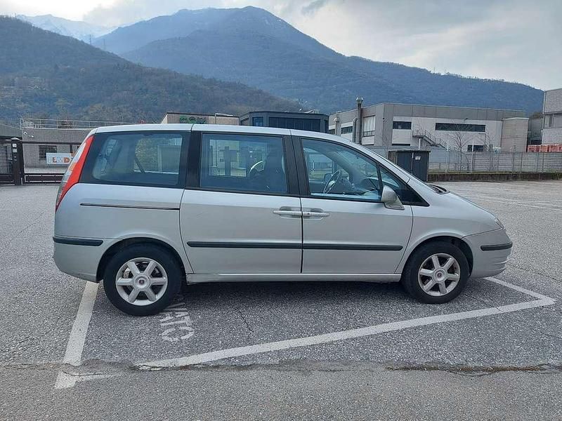 Usata Fiat Ulysse Emotion 170 CV (125 kW) 2008 Argento Monovolume