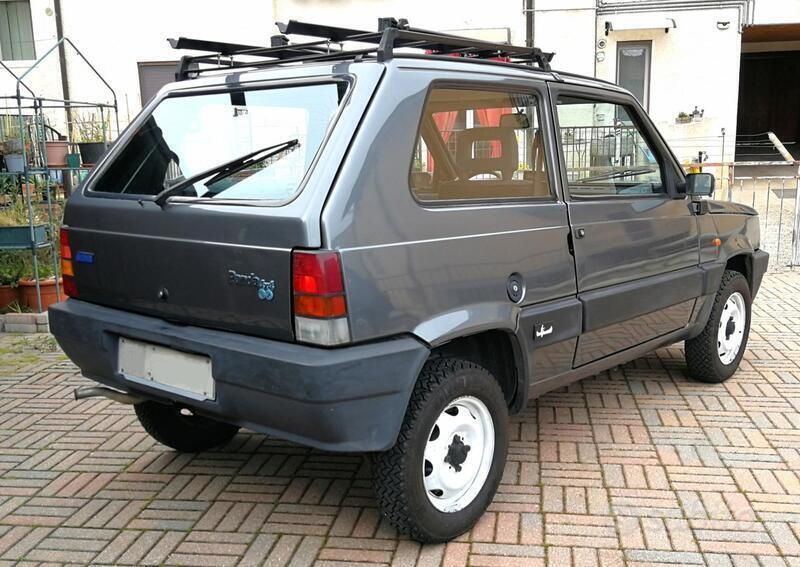 Usata Fiat Panda 4x4 50 CV (36 kW) 1987 Grigio Utilitaria