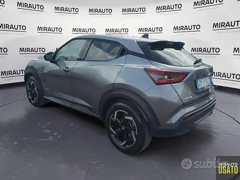 Usata Nissan Juke N-Connecta 143 CV (105 kW) 2023 Grigio SUV