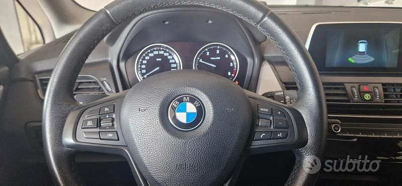 Usata BMW 216 Active Tourer Advantage 115 CV (84 kW) 2019 Grigio Monovolume