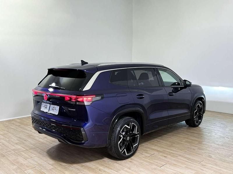 Usata VW Tayron R-line Plus 204 CV (150 kW) 2025 Ultraviolet metallizzato SUV