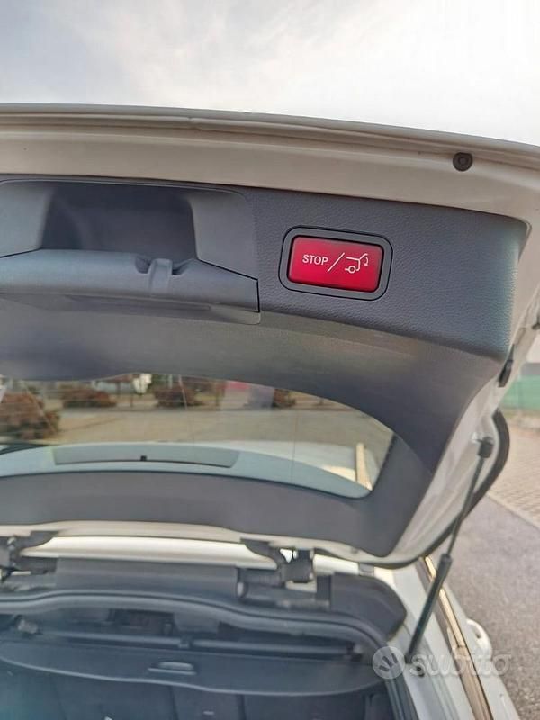 Usata Mercedes C220 AMG 194 CV (142 kW) 2021 Bianco Station wagon