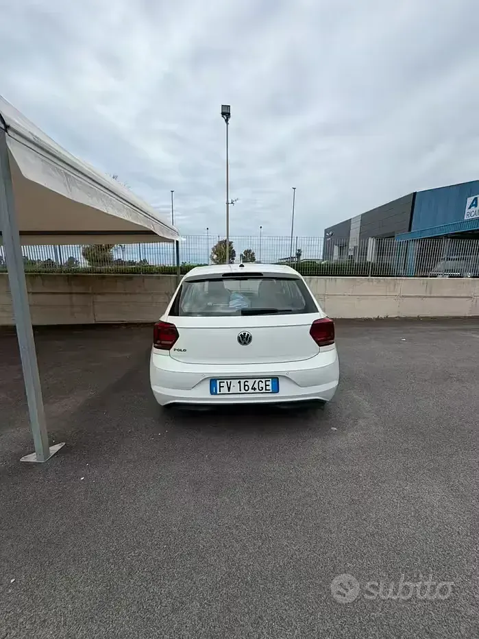 Usata VW Polo 80 CV (58 kW) 2019 Bianco Utilitaria