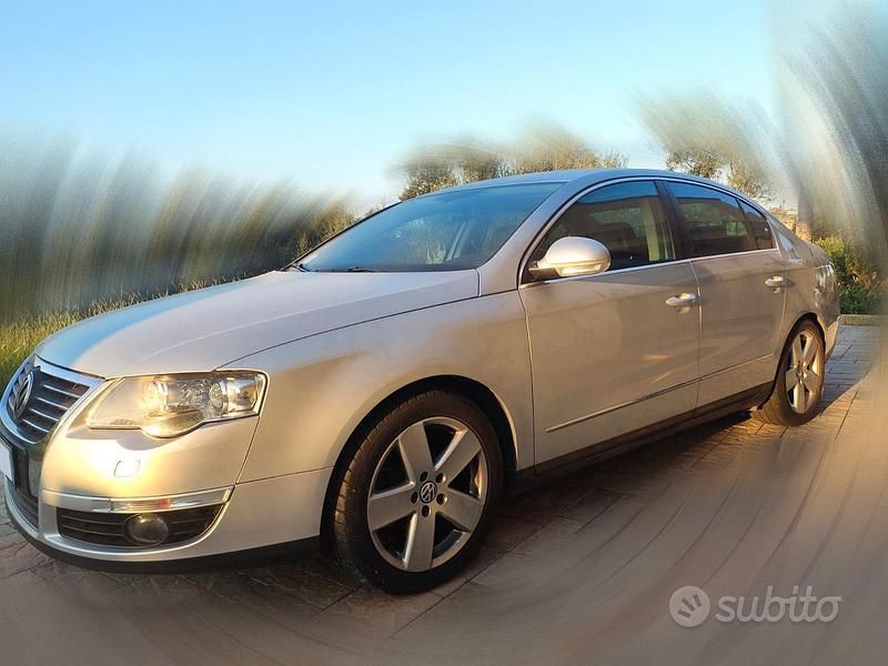 Usata VW Passat Highline 2008 Grigio Berlina