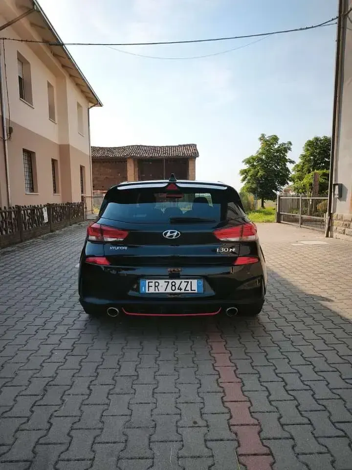 Usata Hyundai i30 N Performance 275 CV (202 kW) 2018 Nero Monovolume