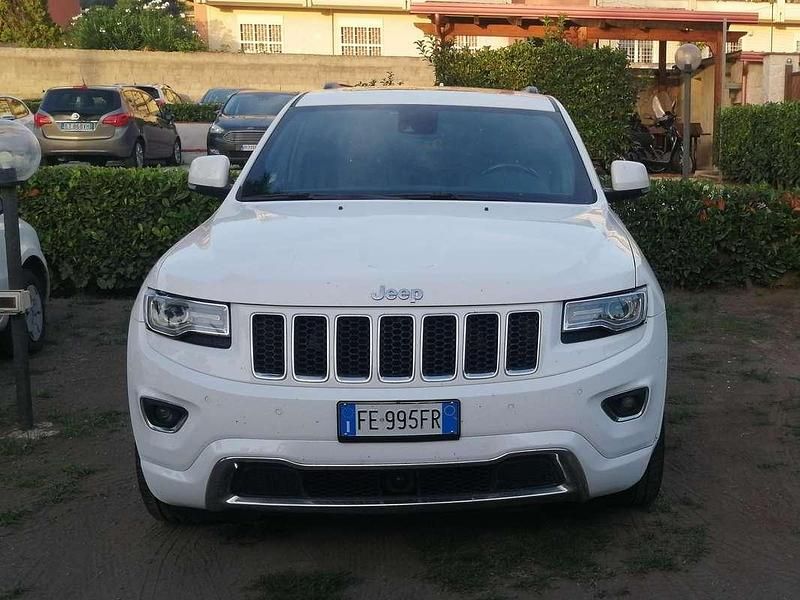 Usata Jeep Grand Cherokee Overland 250 CV (183 kW) 2016 Bianco SUV