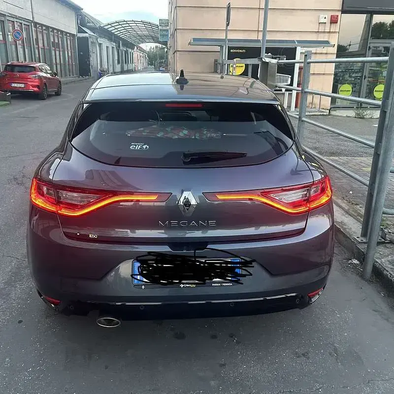 Usata Renault Mégane IV 140 CV (102 kW) 2020 Berlina