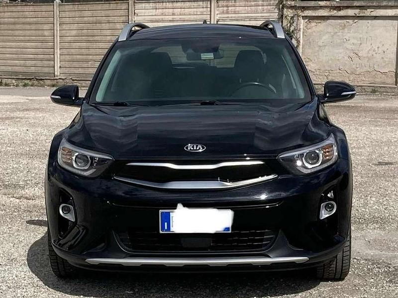 Używany Kia Stonic 97 KM (71 kW) 2019 Czarny SUV