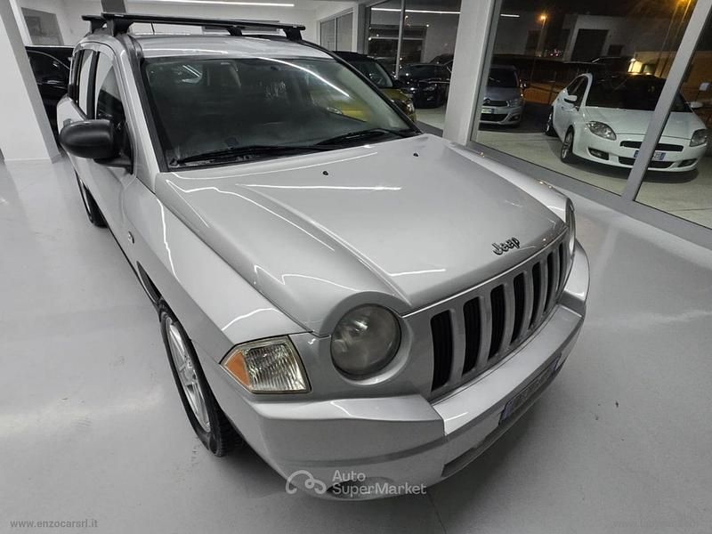 Usata Jeep Compass Limited 140 CV (102 kW) 2007 Argento SUV