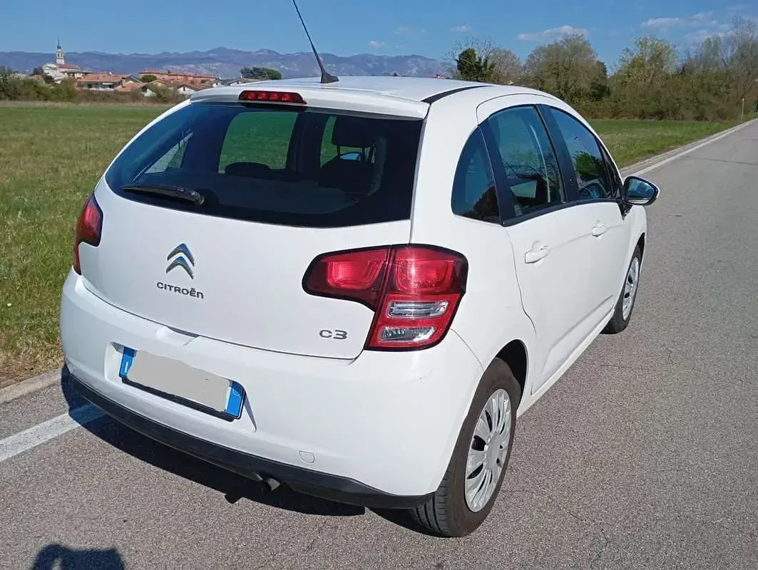 Usata Citroën C3 Attraction 60 CV (44 kW) 2011 Bianco Berlina