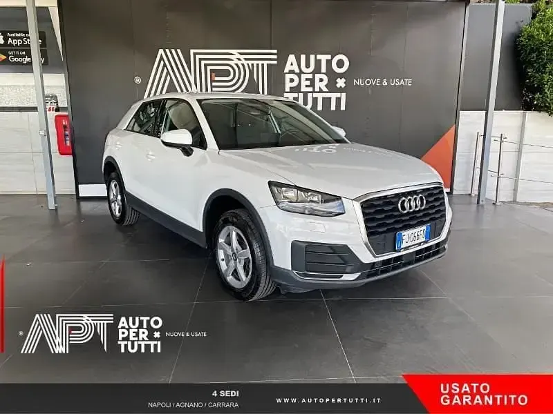 Usata Audi Q2 Comfort 116 CV (85 kW) 2017 Blu SUV