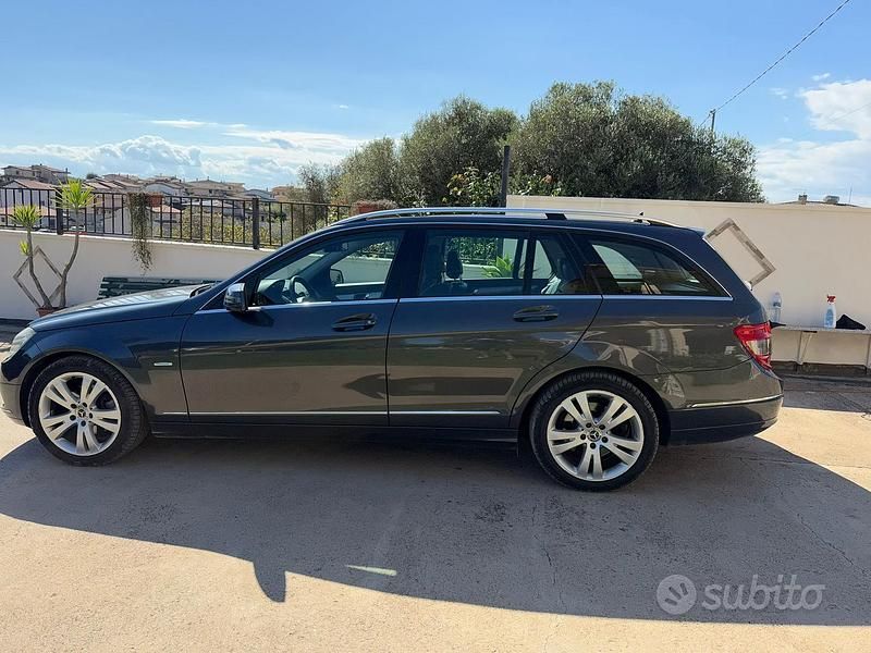 Usata Mercedes C220 2010 Grigio Berlina