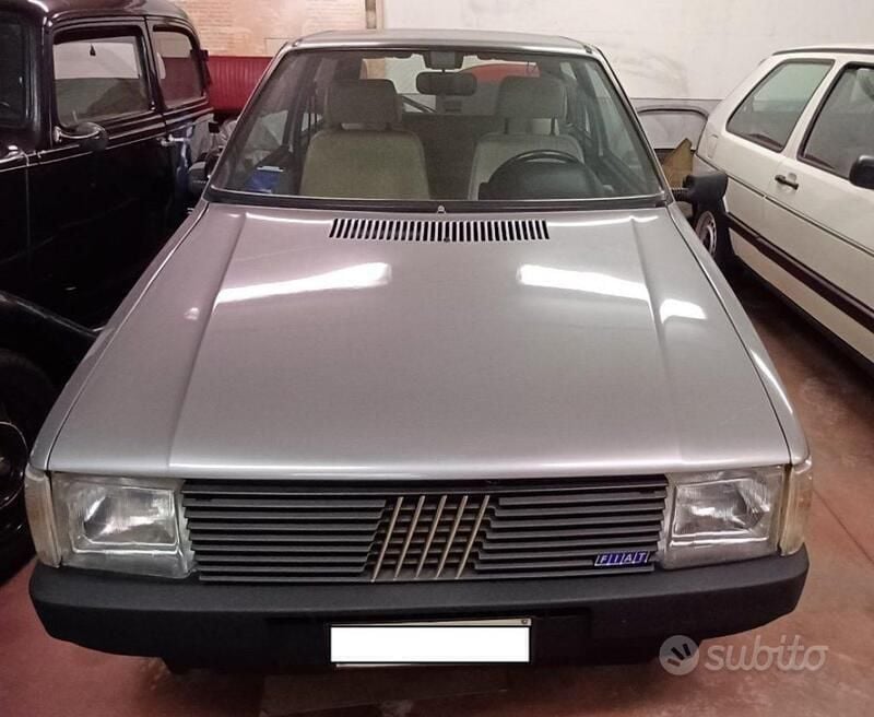 Grigio(met.) Usata 1986 Fiat Uno Due volumi | 3000 € - Immagine 1/4