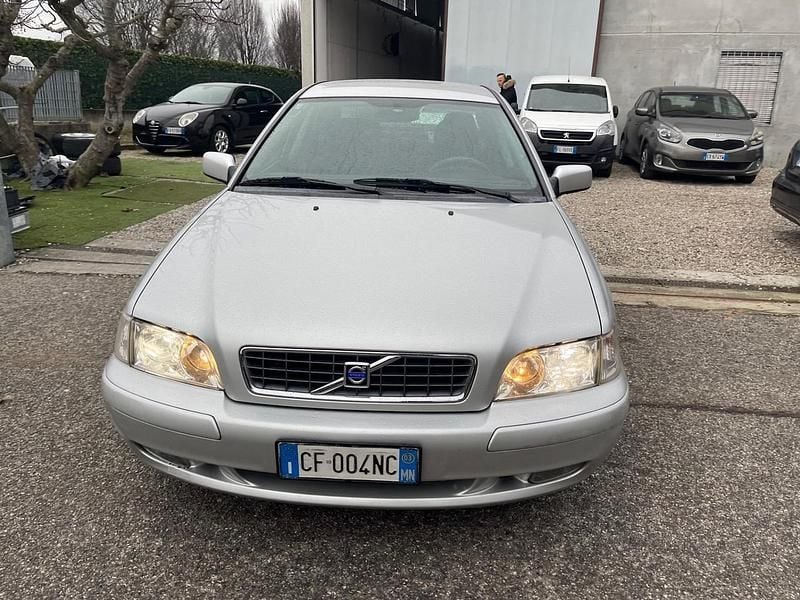 Usata Volvo S40 115 CV (84 kW) 2003 Argento Berlina