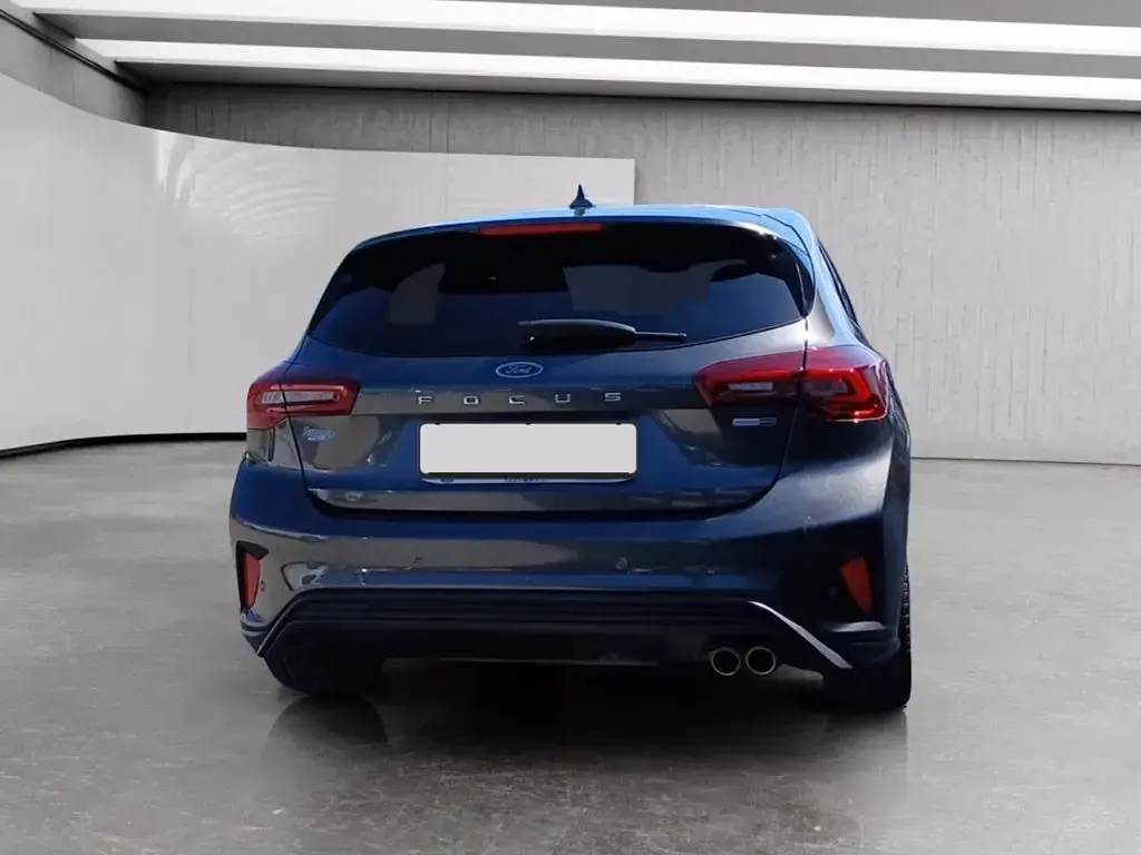Usata Ford Focus ST-Line 125 CV (91 kW) 2023 Grigio Berlina