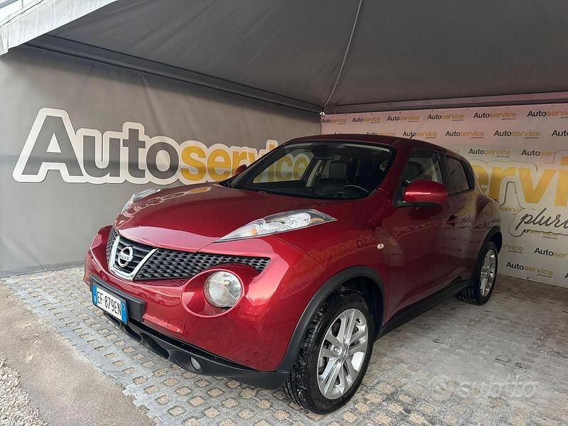 Usata Nissan Juke Tekna 117 CV (86 kW) 2010 Rosso SUV