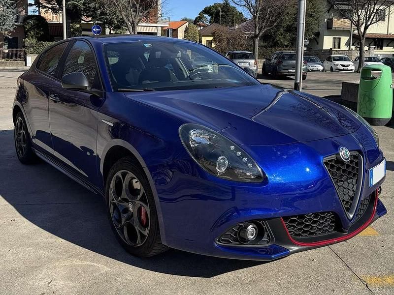 Usata Alfa Romeo Giulietta Super 175 CV (128 kW) 2017 Blu/azzurro Utilitaria