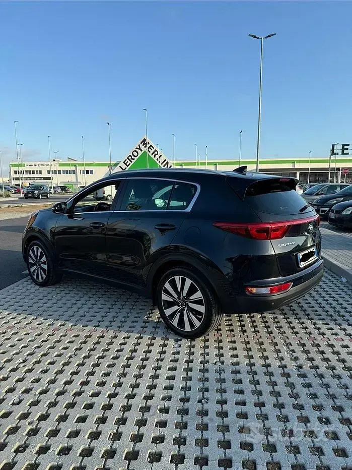 Usata Kia Sportage 117 CV (86 kW) 2017 Nero SUV