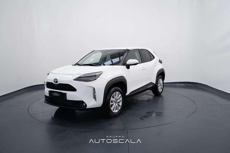 Usata Toyota Yaris Cross Business Edition 92 CV (67 kW) 2023 Bianco SUV