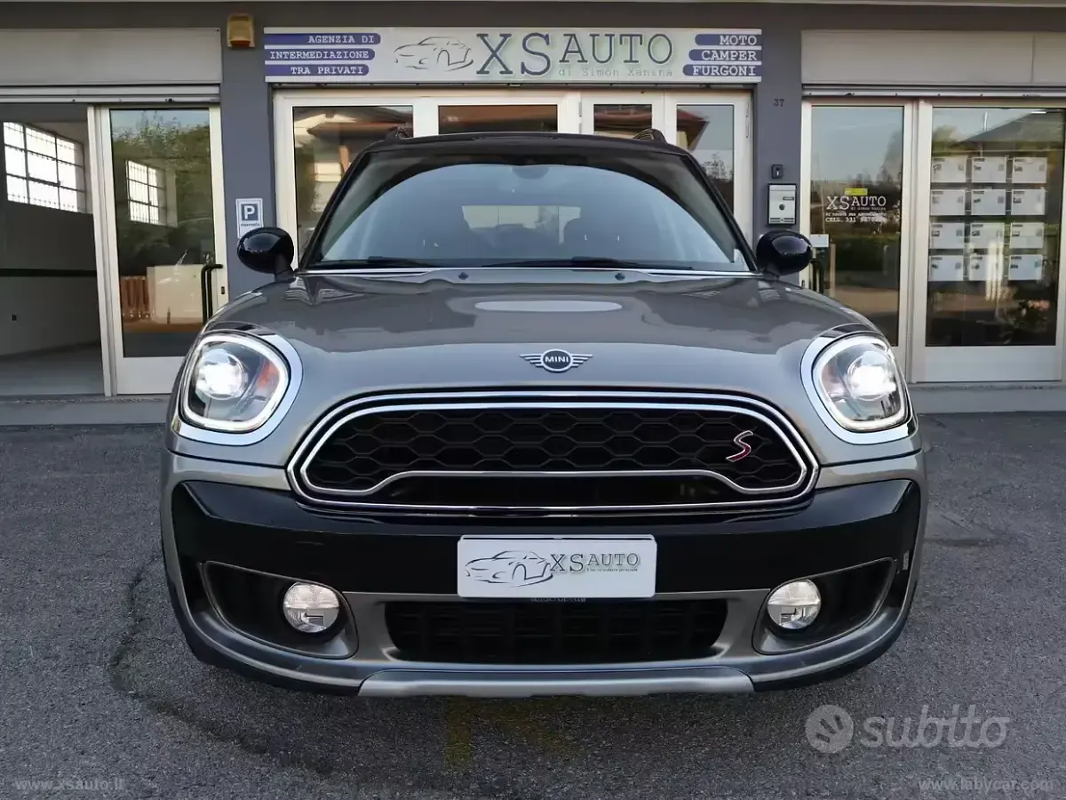Usata Mini Cooper SD Countryman Business 190 CV (139 kW) 2020 Grigio SUV