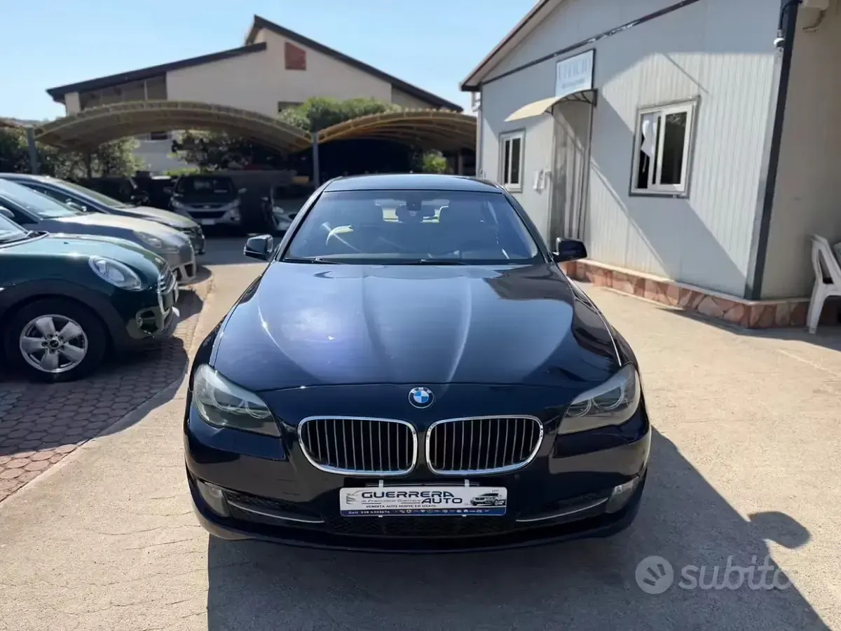 Usata BMW 520 184 CV (135 kW) 2010 Blu Berlina