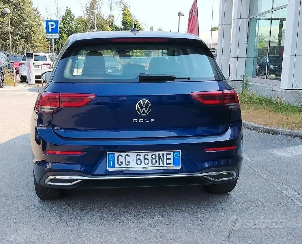 Usata VW Golf VII 150 CV (110 kW) 2021 Bluazzurro Utilitaria