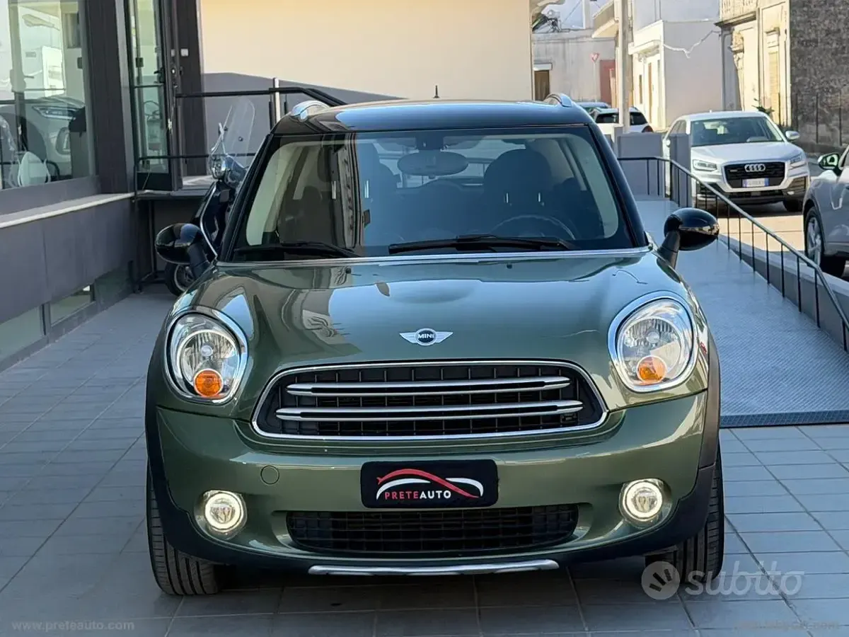 Usata Mini Cooper D Countryman 111 CV (81 kW) 2016 Verde SUV