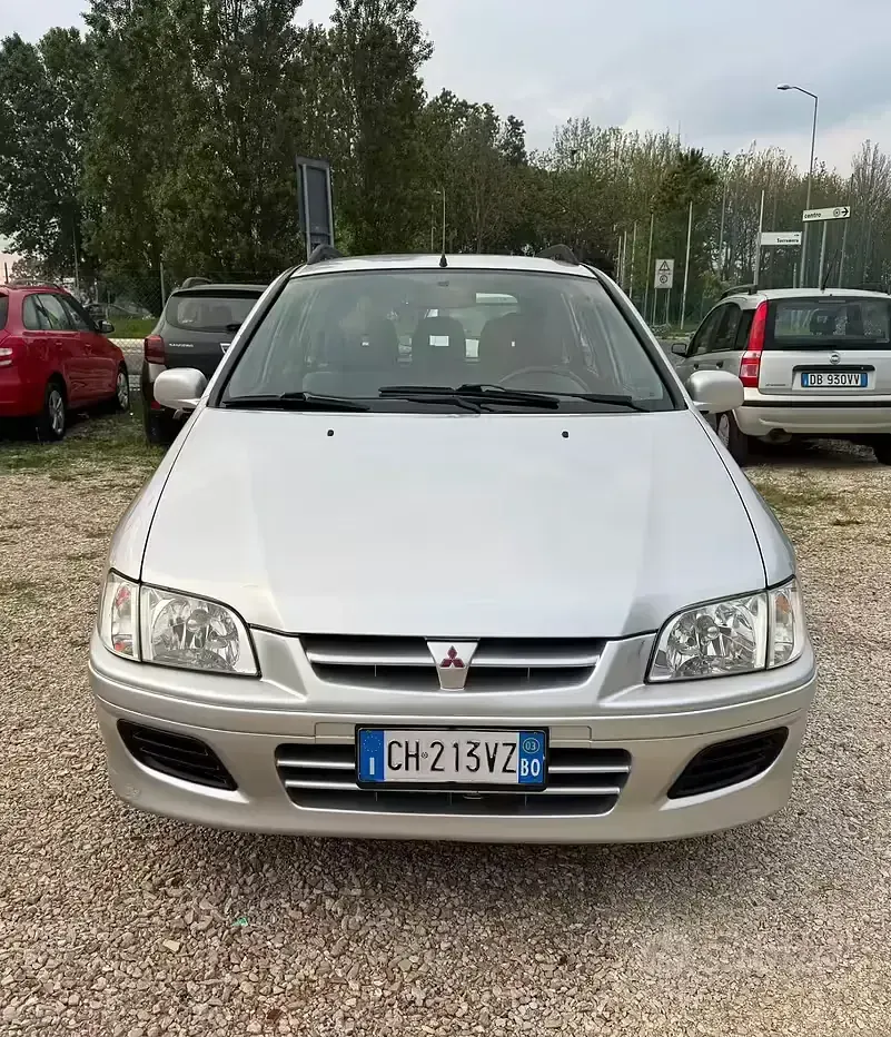 Usata Mitsubishi Space Star Comfort Edition 98 CV (72 kW) 2003 Grigio Monovolume