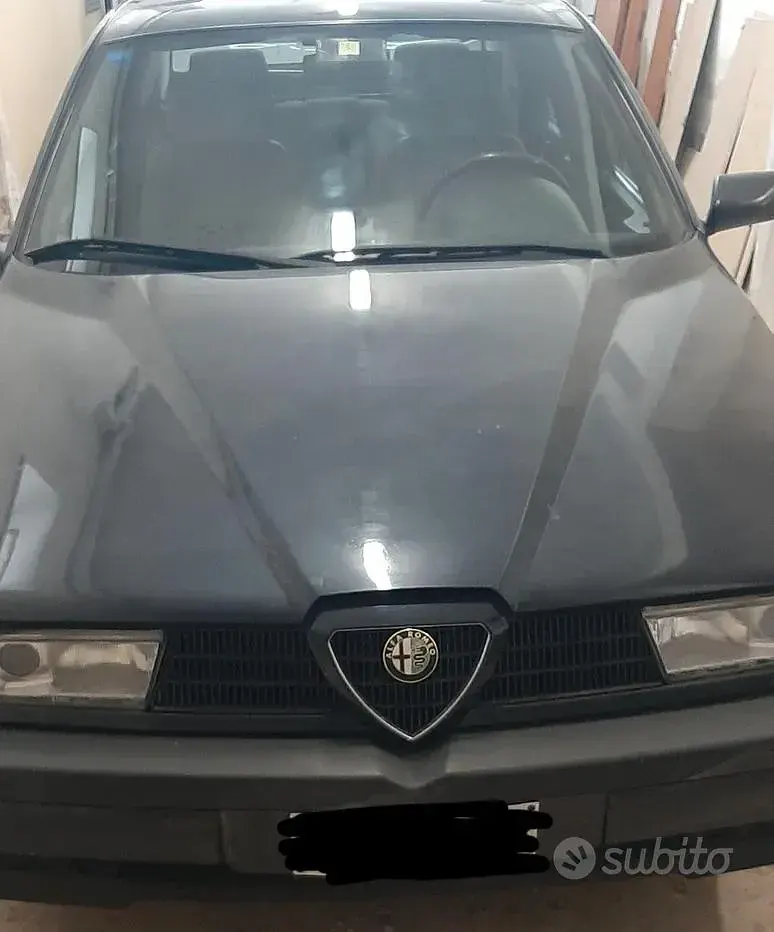 Usata Alfa Romeo 155 141 CV (103 kW) 1993 Nero Berlina