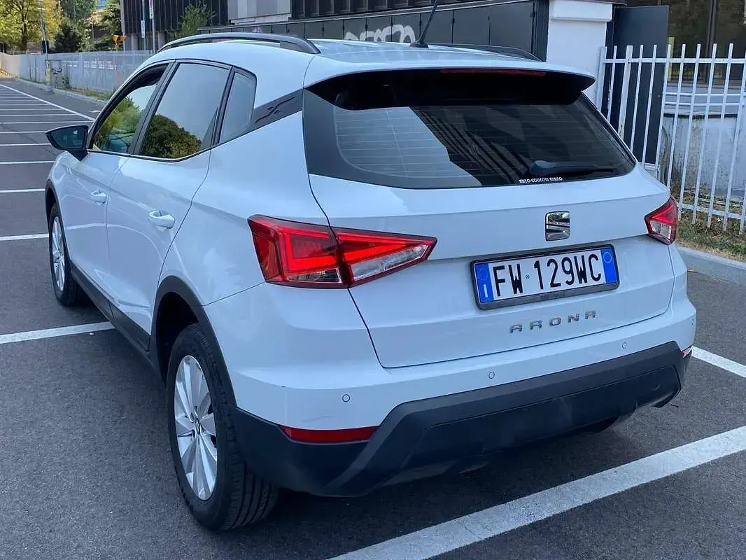 Usata Seat Arona Style 95 CV (69 kW) 2019 Bianco SUV