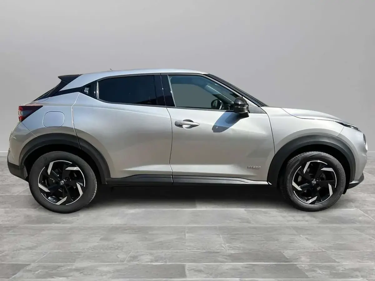 Usata Nissan Juke N-Connecta 94 CV (69 kW) 2023 Newport grey SUV