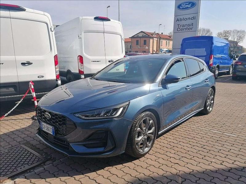 Usata Ford Focus ST-Line 125 CV (91 kW) 2023 Blu metallizzato Berlina